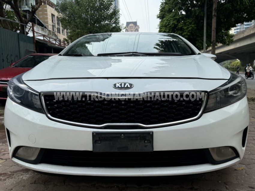 Kia Cerato 1.6 MT