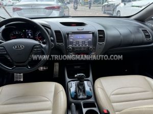 Xe Kia Cerato 1.6 AT 2018