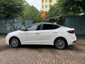 Xe Hyundai Elantra 1.6 MT 2019