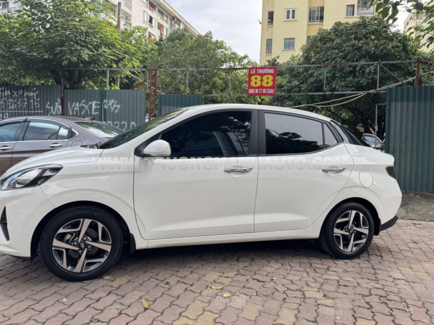 Hyundai i10 1.2 AT 2021