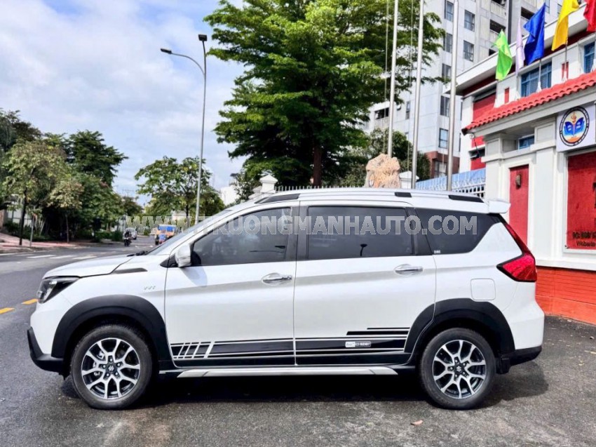 Suzuki XL7 1.5 AT