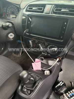 Xe Mitsubishi Attrage 1.2 MT 2024