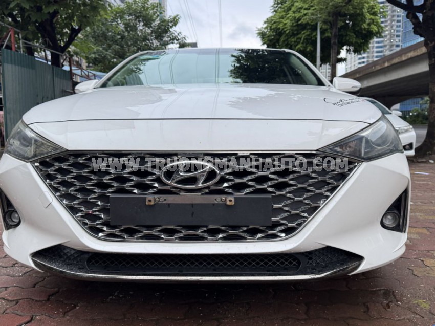 Hyundai Accent 1.4 AT