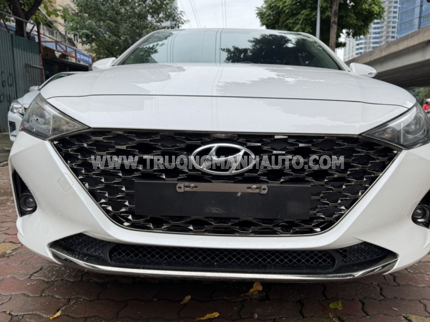 Hyundai Accent 1.4 AT