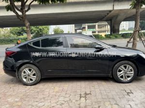 Xe Hyundai Elantra 1.6 MT 2020
