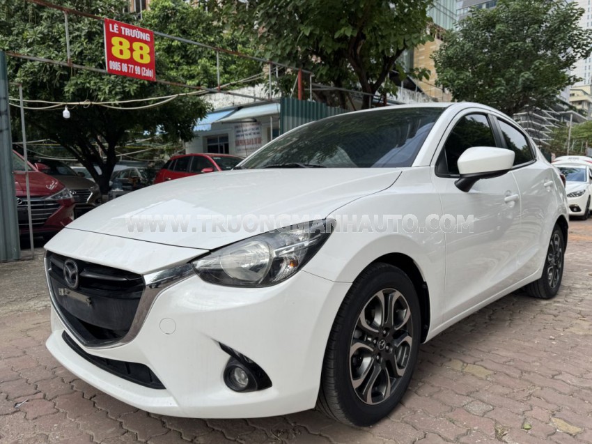 Mazda 2 1.5 AT 2017