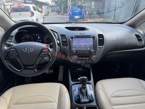 Xe Kia Cerato 1.6 AT Luxury 2018