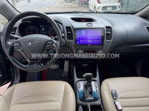 Xe Kia Cerato 1.6 AT Luxury 2018