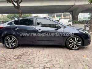 Xe Kia Cerato 1.6 AT Luxury 2018