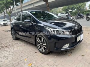 Xe Kia Cerato 1.6 AT Luxury 2018