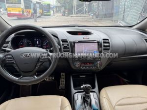 Xe Kia Cerato 1.6 AT 2017