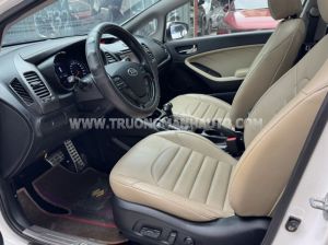 Xe Kia Cerato 1.6 AT 2017