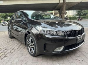 Xe Kia Cerato 1.6 AT Luxury 2018