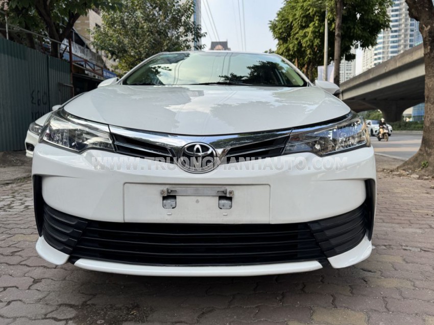 Toyota Corolla altis 1.8E MT