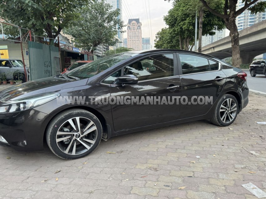 Kia Cerato 1.6 AT Luxury 2018