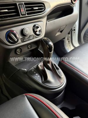 Xe Hyundai i10 1.2 AT 2022