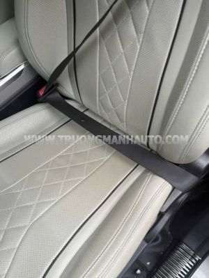Xe Toyota Veloz Cross Top 1.5 CVT 2022