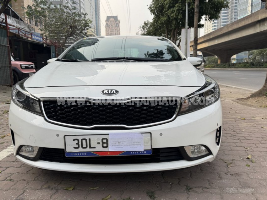 Kia Cerato 1.6 AT