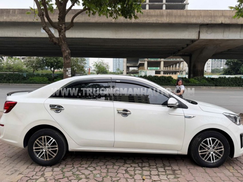 Kia Soluto 1.4 AT Deluxe 2020