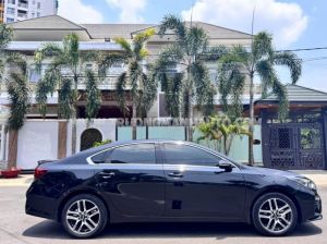 Xe Kia Cerato 1.6 AT Luxury 2020