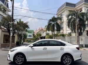 Xe Kia Cerato 1.6 AT Luxury 2019