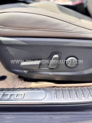 Xe Kia Cerato 1.6 AT Luxury 2019