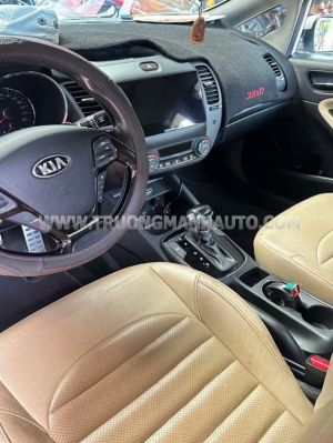 Xe Kia Cerato 1.6 AT 2018