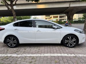 Xe Kia Cerato 1.6 AT Luxury 2018