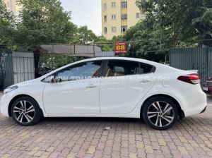 Xe Kia Cerato 1.6 AT 2018