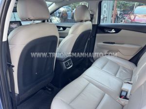 Xe Kia Cerato 1.6 AT Luxury 2019