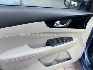 Xe Kia Cerato 1.6 AT Luxury 2019