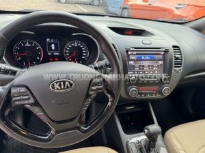 Xe Kia Cerato 1.6 AT Luxury 2018