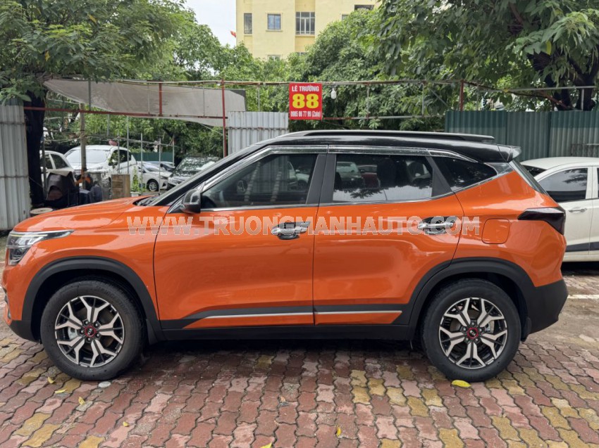 Kia Seltos Premium 1.4 AT