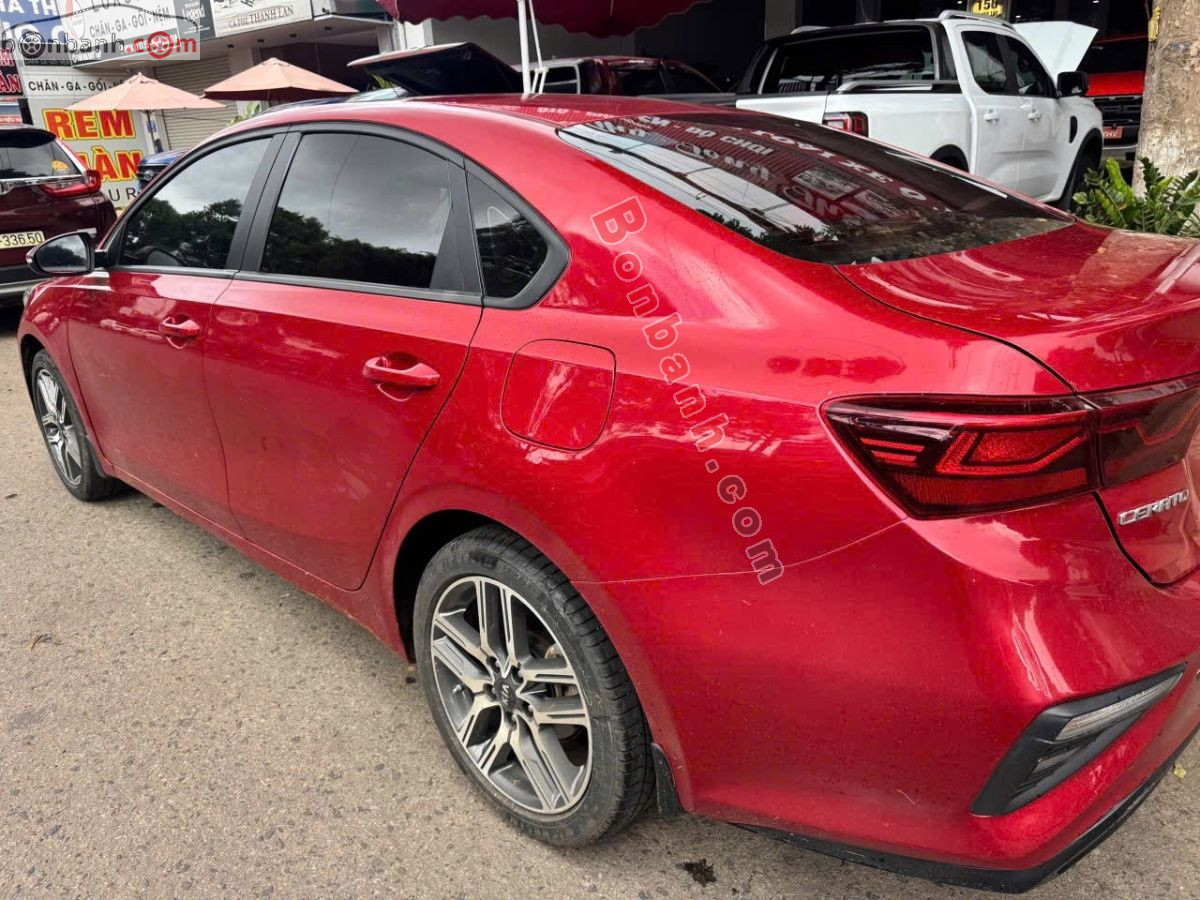 Kia Cerato 1.6 AT Deluxe
