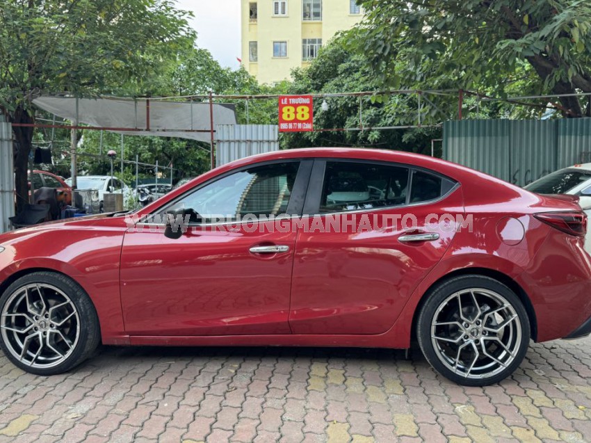 Mazda 3 1.5 AT