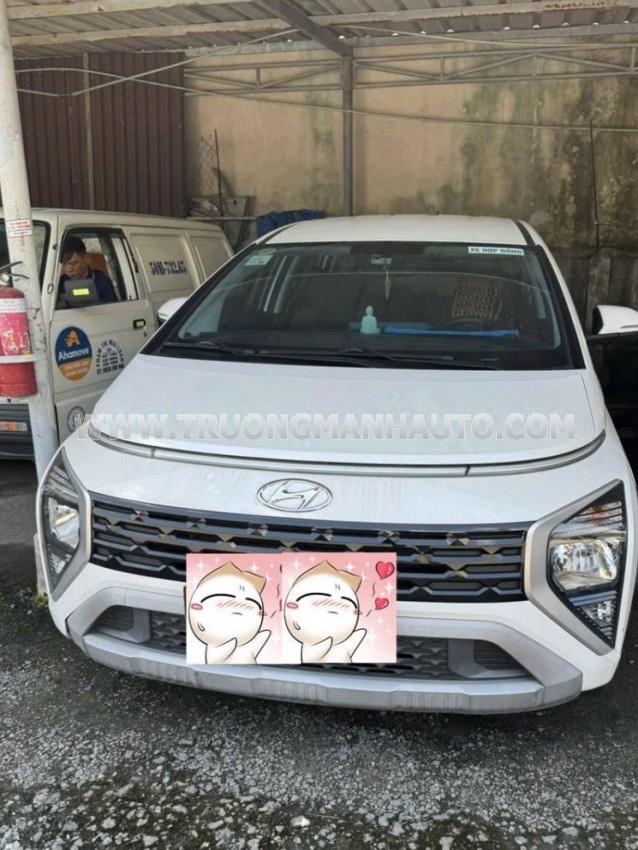 Hyundai Stargazer Tiêu chuẩn 1.5 AT