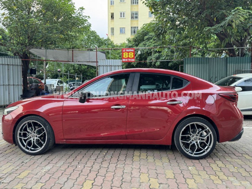Mazda 3 1.5 AT 2018